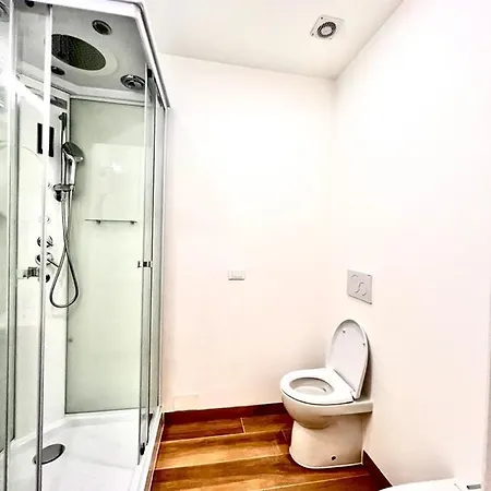 Гостевой дом A 10 Passi Dal Vaticano Рим