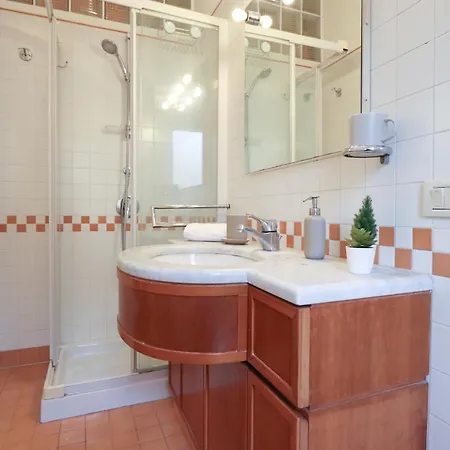 A 10 Passi Dal Vaticano Гостевой дом Рим