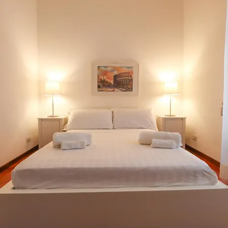 A 10 Passi Dal Vaticano 로마