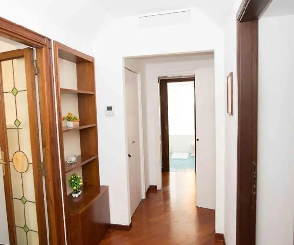 A 10 Passi Dal Vaticano 4* Rome