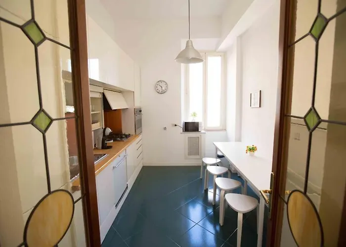 A 10 Passi Dal Vaticano